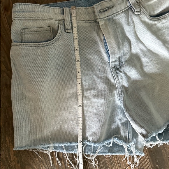 NWOT-BlankNYC The Fulton Jean Short - Picture 3 of 9